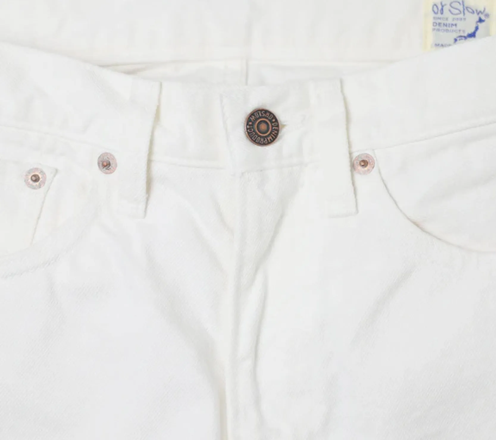 105 Standard Fit | White Denim