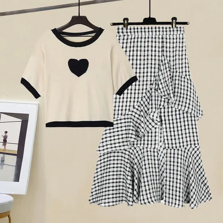 Chic Love Heart Print T-Shirt Lattice Flouncing Split Skirt Two Piece Set