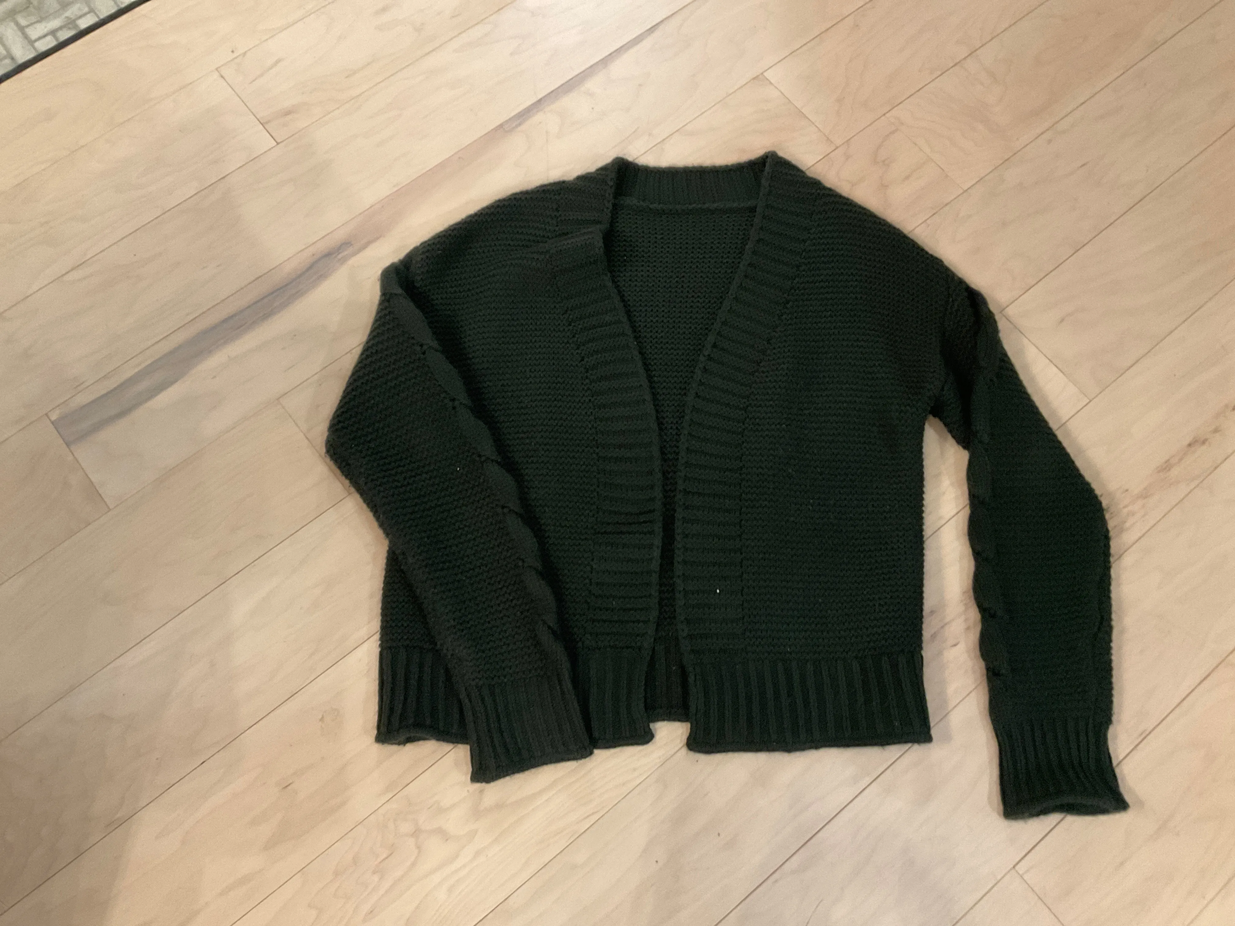 {{ClientCode}} OLIVE  CARDIGAN, SMALL