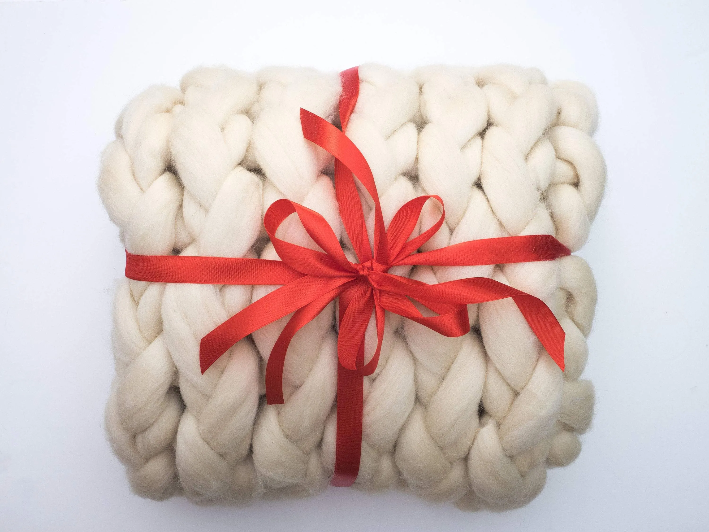 Cozy Ivory Chunky Knit Wool Blanket