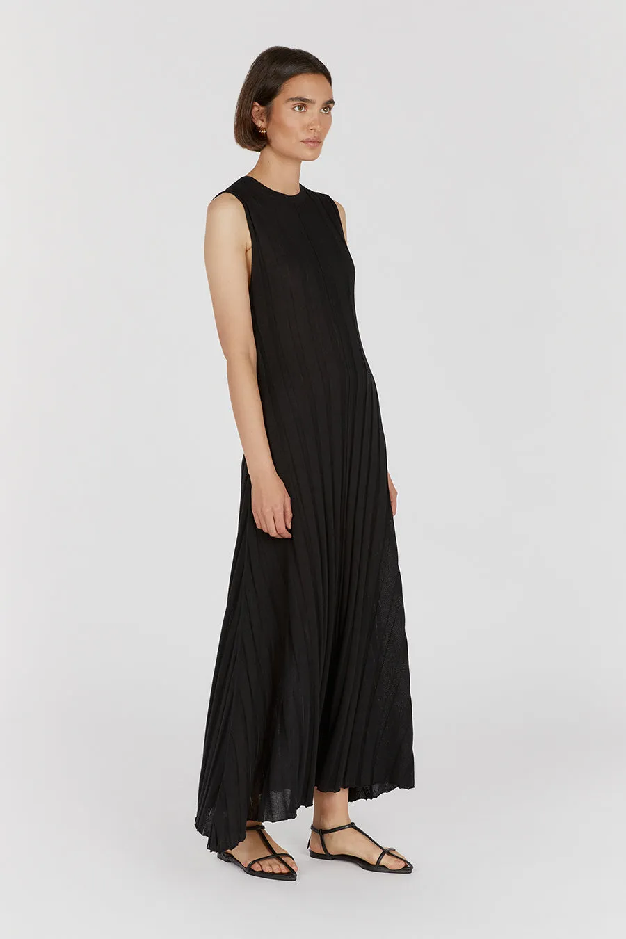 EDEN BLACK SLEEVELESS MAXI DRESS