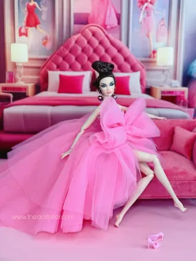 Pink  dress with giant Bow for Barbie doll and IT dolls