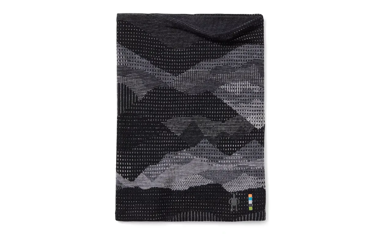 Smartwool Thermal Merino Reversible Pattern Neck Gaiter / Black Mountain Scape