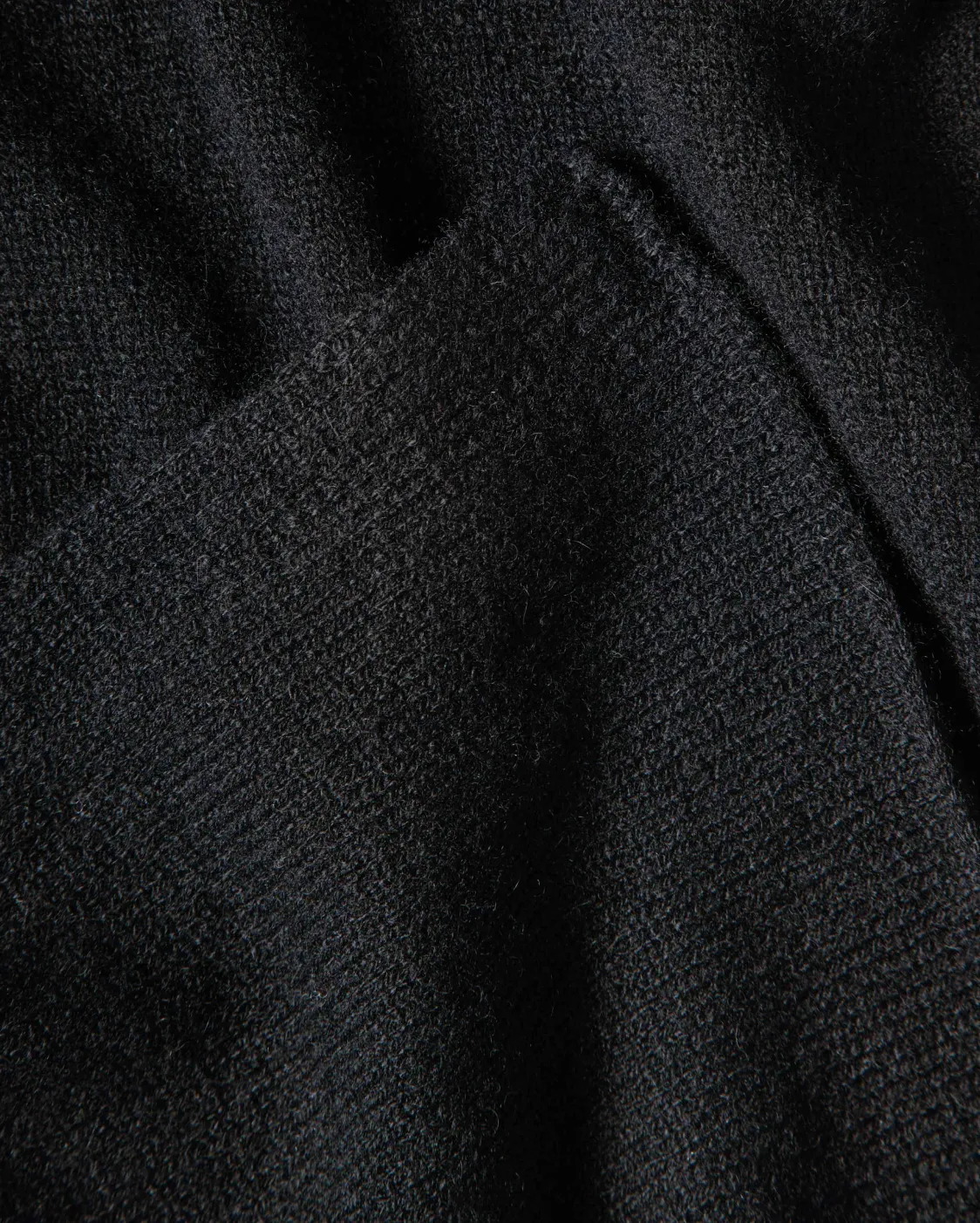 Womens's Pure Cashmere Maxi Scarf Black