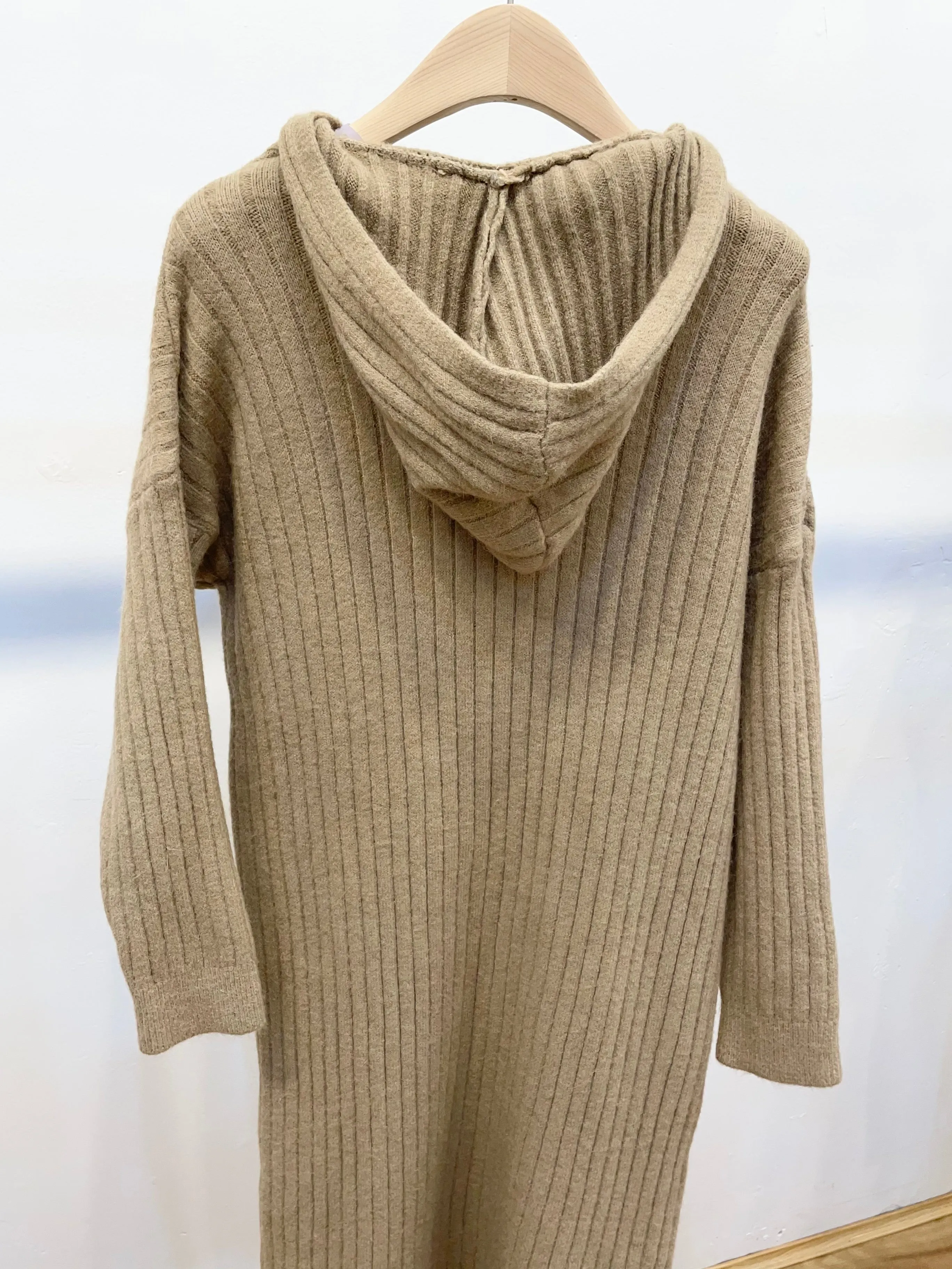 Wool knitted dress with hoodie