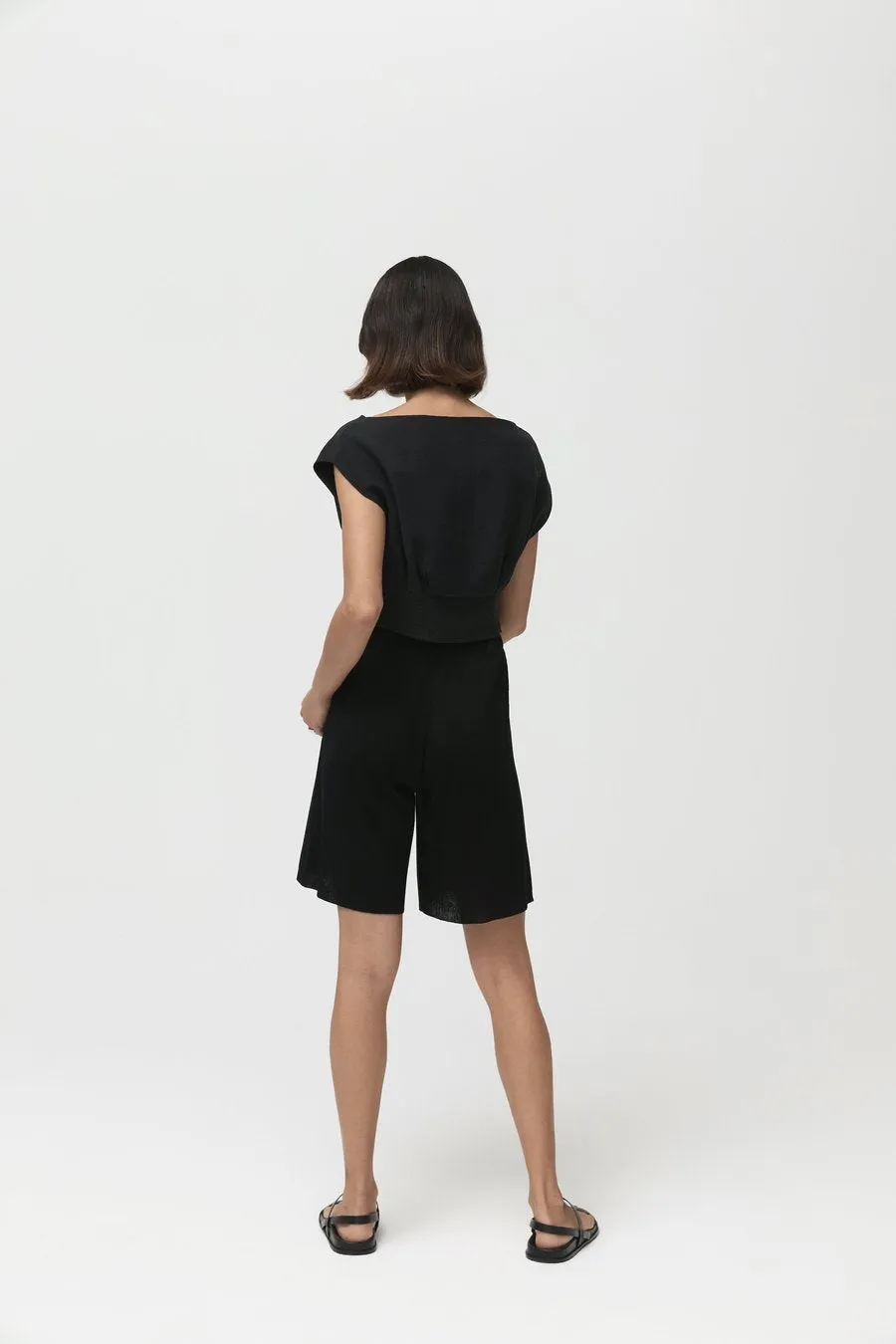 ZOLA KNIT LONG SHORTS - BLACK